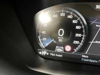 Volvo XC 60 2021 T8 PHEV 2.0 390hp INCRIPRTION/airmatic/-thumb-27