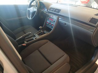 Audi A4 2005-thumb-10