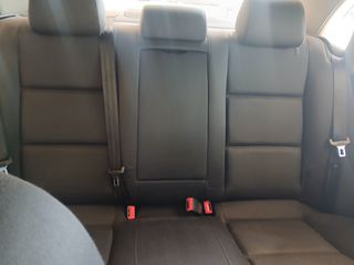 Audi A4 2005-thumb-12