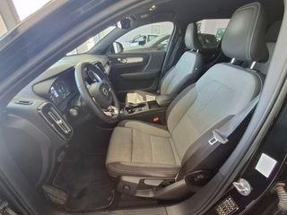 Volvo XC40 2022 PHEV CORE AUTO 5D-thumb-4