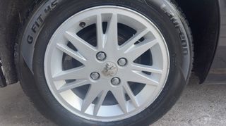 Peugeot 207 2009-thumb-9