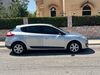 Renault Megane 2012 1.5 DCI AUTOMATIC-thumb-2