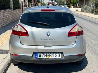 Renault Megane 2012 1.5 DCI AUTOMATIC-thumb-3