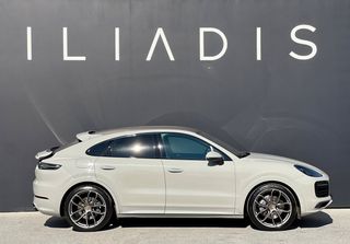 Porsche Cayenne 2019 E-HYBRID 462hp COUPE GTS LIGHTWEIGHT