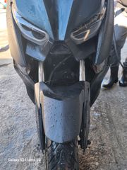 Yamaha XMAX 300 Tech Max 2022-thumb-13