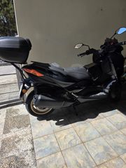Yamaha XMAX 300 Tech Max 2022-thumb-16