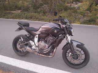 Yamaha MT-07 2014-thumb-4