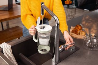 Brita Glass+1MaxtraProPP 2.5-litre filter jug | mint-thumb-3