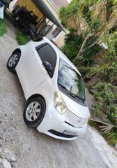 Toyota iQ 2010