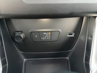 Citroen C3 Aircross 2022 Blue-HDi Automatik Shine Pack. Navi-Panorama-Leather-thumb-36