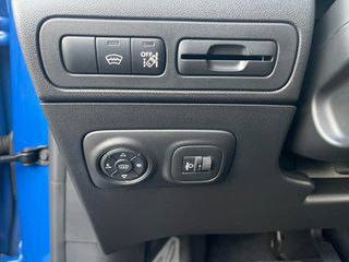 Citroen C3 Aircross 2022 Blue-HDi Automatik Shine Pack. Navi-Panorama-Leather-thumb-32