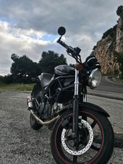 Honda VTR 250 2009-thumb-3