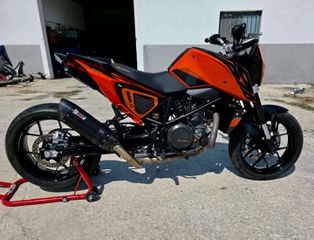 KTM 690 Duke 2019