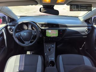 Toyota Auris 2018 HYBRID – ΑΥΤΟΜΑΤΟ – ΠΛΟΥΣΙΟΣ ΕΞΟΠΛΙΣΜΟΣ-thumb-15