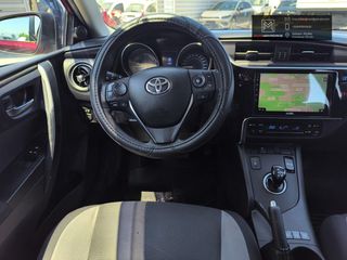Toyota Auris 2018 HYBRID – ΑΥΤΟΜΑΤΟ – ΠΛΟΥΣΙΟΣ ΕΞΟΠΛΙΣΜΟΣ-thumb-16