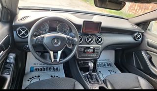 Mercedes-Benz A 180 2013-thumb-10