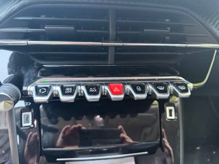 Peugeot 2008 2020 ALLURE AUTOMATIC-thumb-35