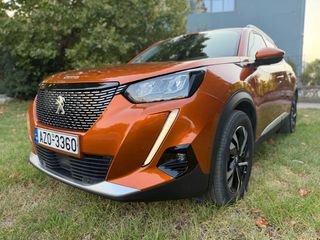 Peugeot 2008 2020 ALLURE AUTOMATIC-thumb-2