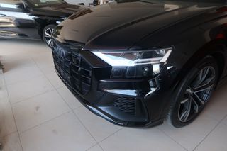Audi SQ8 2020-thumb-5