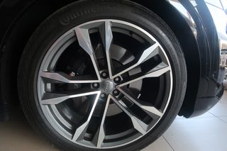 Audi SQ8 2020-thumb-13