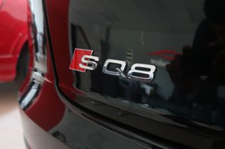Audi SQ8 2020-thumb-17
