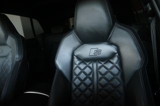 Audi SQ8 2020-thumb-25