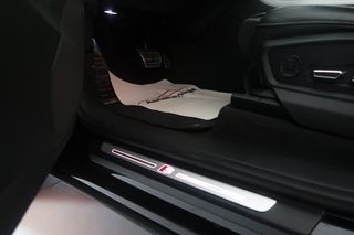Audi SQ8 2020-thumb-31