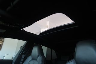 Audi SQ8 2020-thumb-32