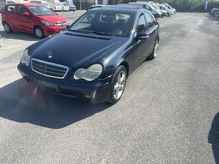 Mercedes-Benz C 200 2002-thumb-2