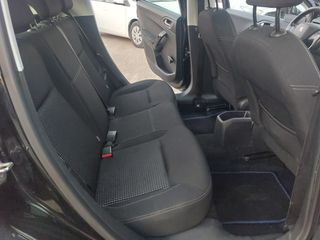 Peugeot 208 2016-thumb-13