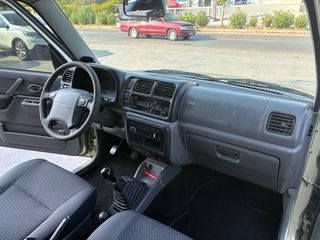 Suzuki Jimny 2003-thumb-16