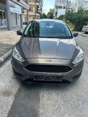 Ford Focus 2017 Business-thumb-1