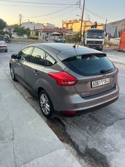 Ford Focus 2017 Business-thumb-15
