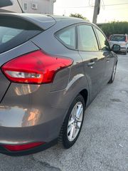 Ford Focus 2017 Business-thumb-16