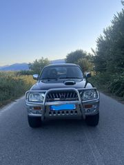 Mitsubishi L200 2002