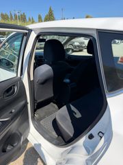 Nissan Pulsar 2016-thumb-5