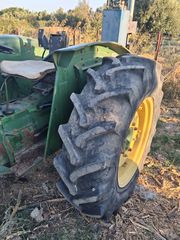 Μηχάνημα John Deere 1980-thumb-3