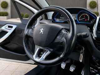 Peugeot 208 2017 ~1.2 e-THP 110HP-Πλοηγός-Πιλότος-Δέρμα-Κάμερα-Γυάλινη Οροφή~-thumb-18