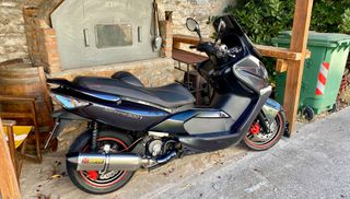Kymco Xciting 300i 2009-thumb-1