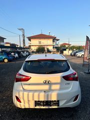 Hyundai i 30 2015 1.6 CRDI STYLE-thumb-9
