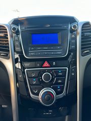 Hyundai i 30 2015 1.6 CRDI STYLE-thumb-23