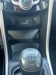 Hyundai i 30 2015 1.6 CRDI STYLE-thumb-27