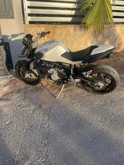 Mv Agusta Brutale 675 2014-thumb-2