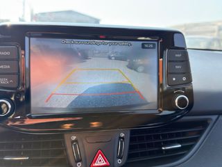 Hyundai i 30 2019 1400cc 100ps CAMERA! Navigation! Full bookservise!-thumb-18