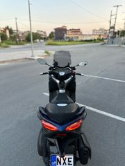 Yamaha XMAX 300 2018-thumb-6