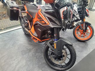 KTM 1290 Super Adventure 2024-thumb-2