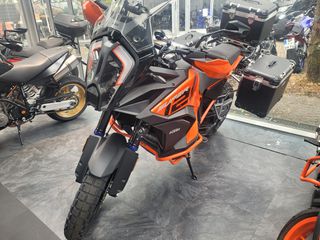 KTM 1290 Super Adventure 2024-thumb-5