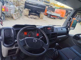 Ανατροπή Nissan 2017 CABSTAR NT400-thumb-26