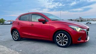 Mazda 2 2017 1.5 Skyactiv-G Revolution-thumb-7