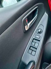 Mazda 2 2017 1.5 Skyactiv-G Revolution-thumb-17